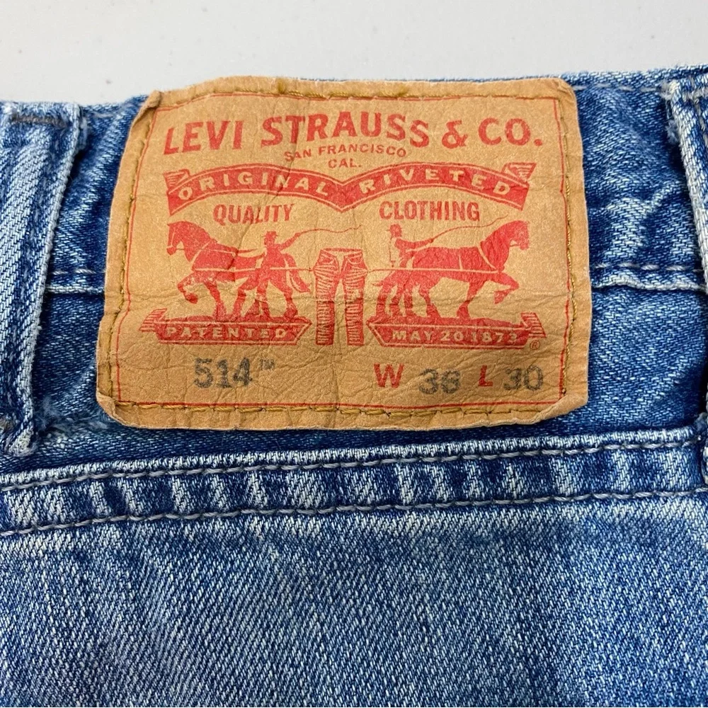 Levis‎ 505 Jeans Mens Blue 38x34 Straight Leg Regular Fit Classic Medium Wash